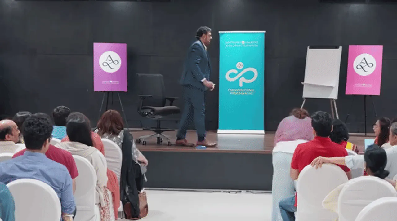 Antano Solar John in the masterclass on changing a pattern at the source